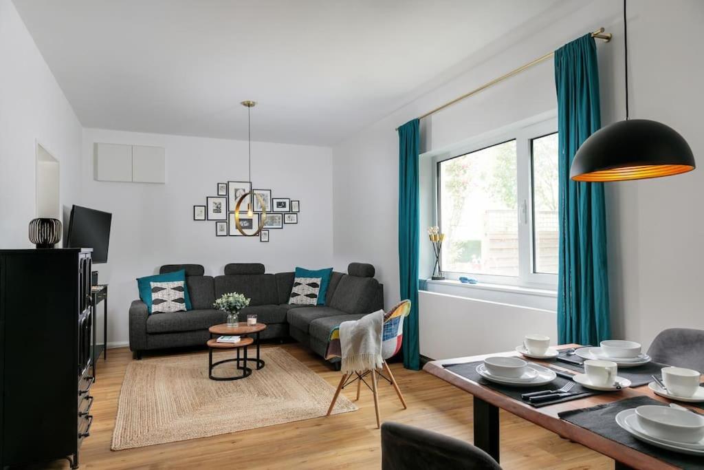 Charmantes Townhaus Mit Garten, W-Lan & Netflix 波茨坦 外观 照片