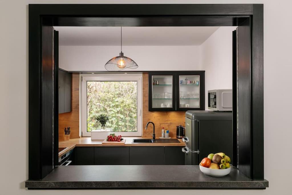 Charmantes Townhaus Mit Garten, W-Lan & Netflix 波茨坦 外观 照片