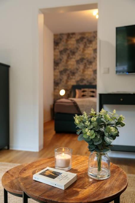 Charmantes Townhaus Mit Garten, W-Lan & Netflix 波茨坦 外观 照片